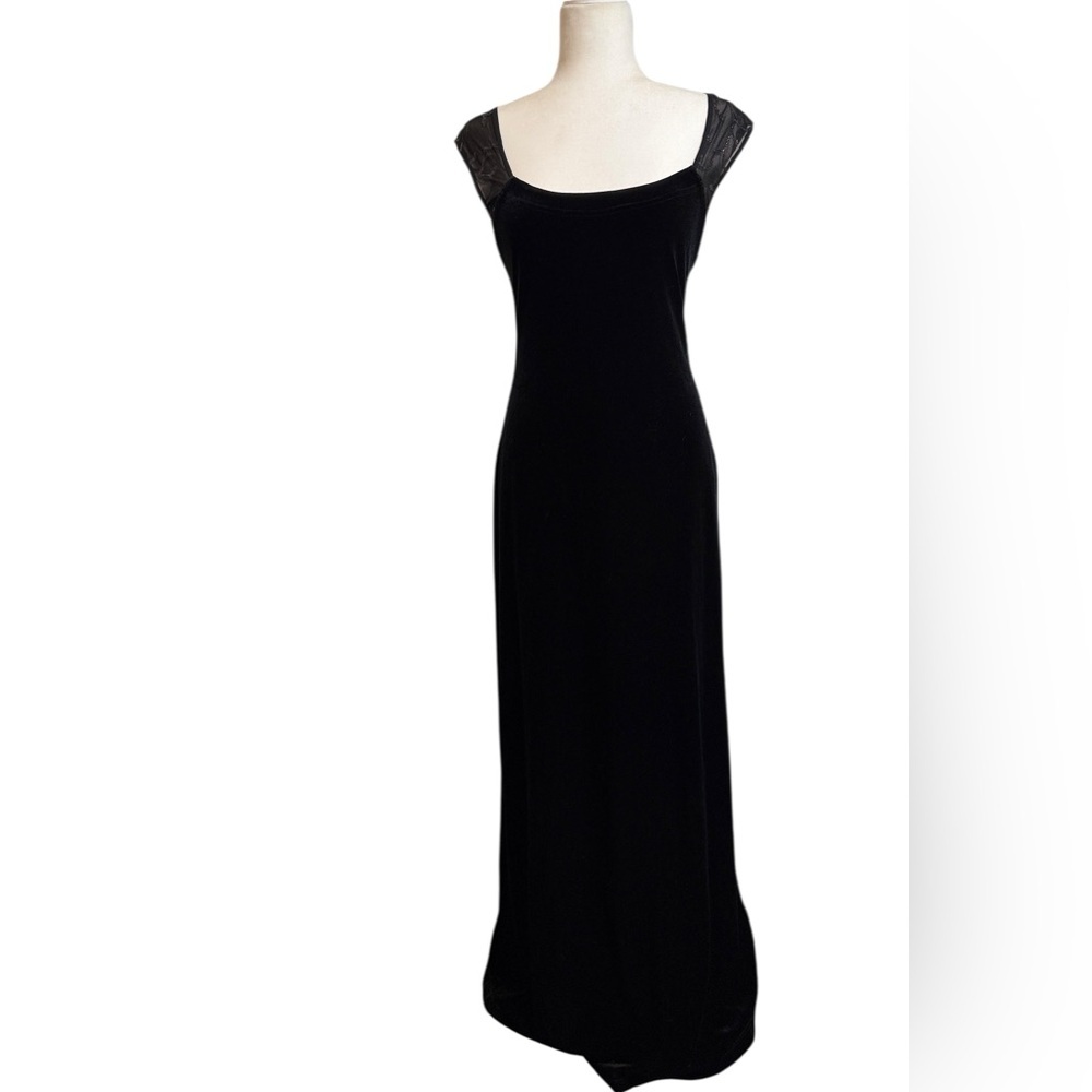 Elegant Black Formal Velvet Sheer Long Witchy Vamp Goth Scoop Front & Back Dress